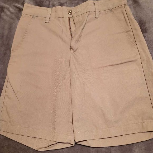 Red Kap Men's Khaki Work Shorts New Size 30 better than Dickies - Picture 1 of 2